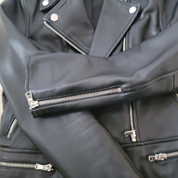 Sandro Leather Biker Jacket | Size US 2-4 | 100% Soft Lamb Leather - Picture 4 of 12
